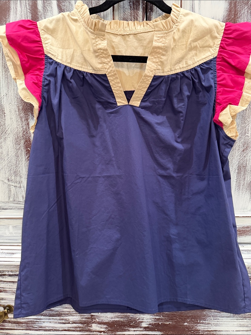 Women's Colorblock Flutter Sleeve Top in Navy, Cream & Hot Pink